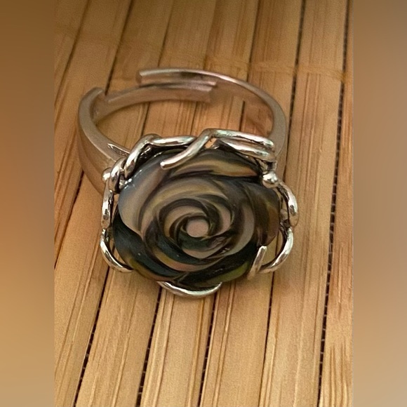 Genuine Abalone Solid Sterling Silver 925 Stamp Flower/Rose One Size Adj… - Picture 4 of 15